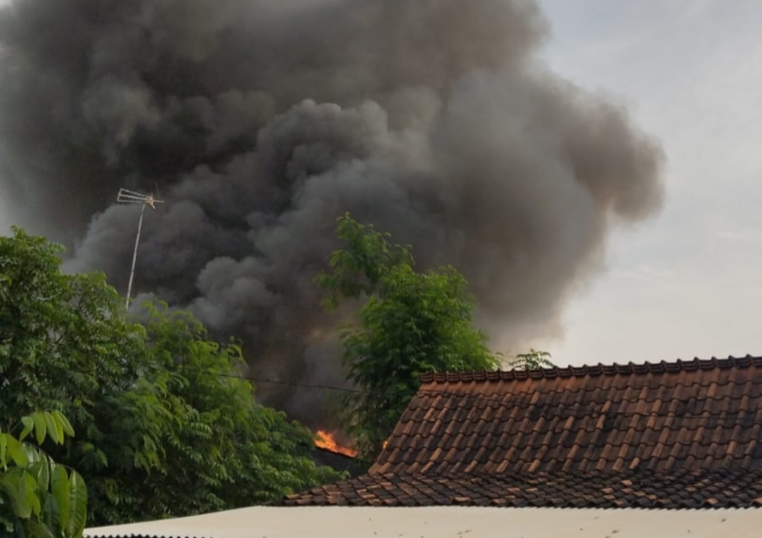 Kebakaran di Merakurak Tuban Hanguskan Area Dapur, Kerugian Capai Rp 30 Juta