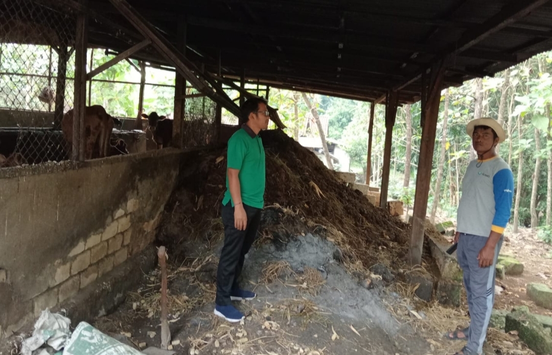 Pelatihan Pupuk Kompos di Desa Ngawun Tuban: Dari Limbah Menjadi Manfaat Nyata bagi Lingkungan dan Petani