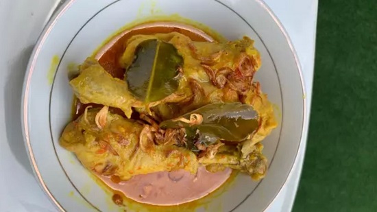 Resep Kare Ayam Kampung, Sedapnya Meresap ke Tulang
