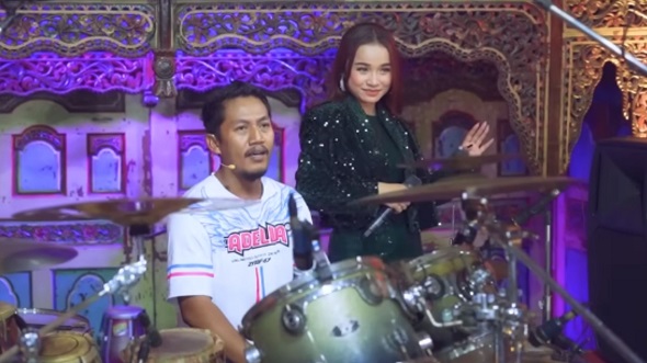 Lirik Lagu Delima Duet Tasya Rosmala dan Nophie Adella