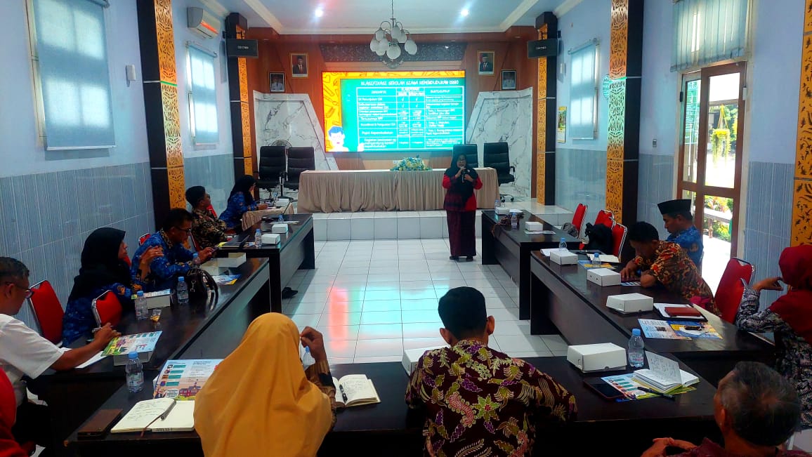 SMPN 1 Tuban Narasumber Implementasi SSK di Satuan Pendidikan