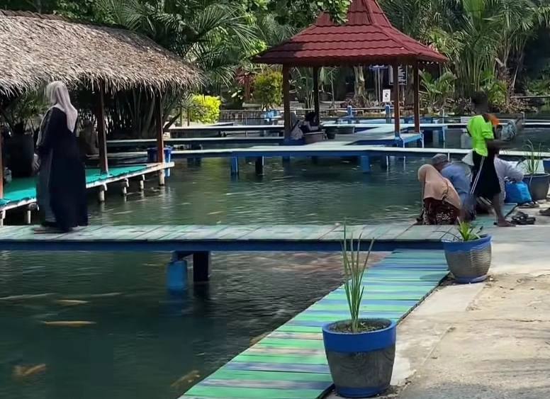 Bersih-Bersih Sungai, Pengelola Wisata di Tuban Temukan Granat